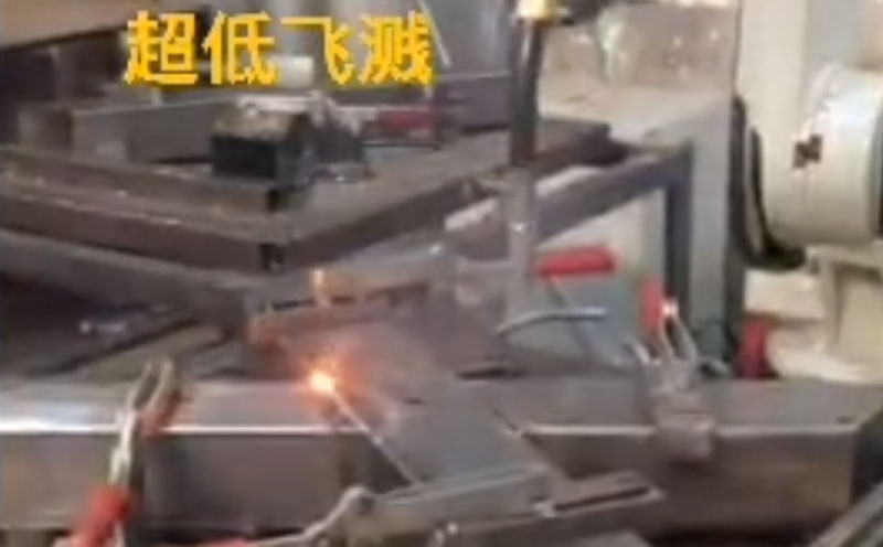海寶焊接機器人超低飛濺效果