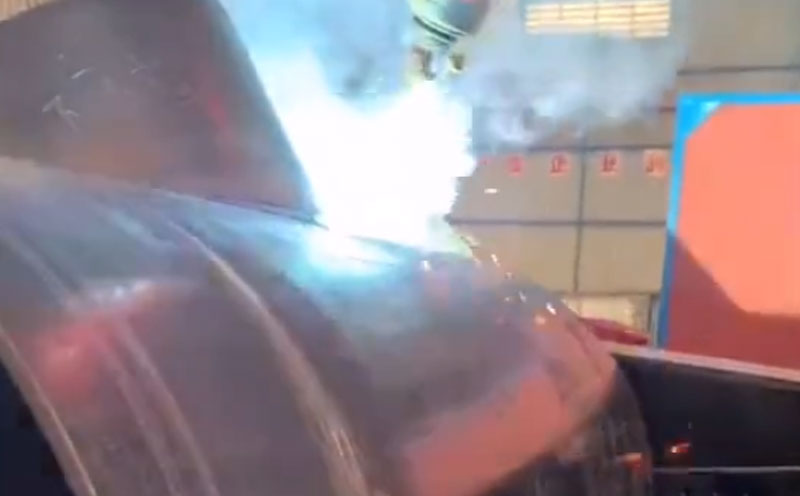 大型管道法蘭焊接工作站