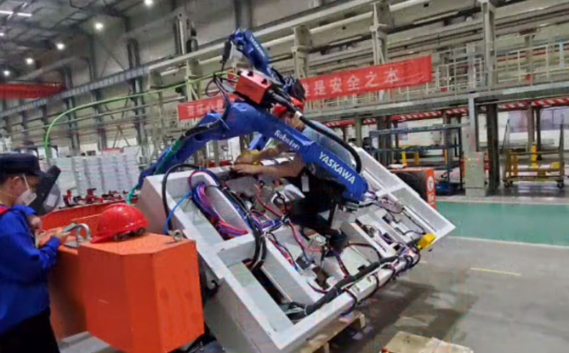 海寶機(jī)器人軌道交通鋁合金部件焊接