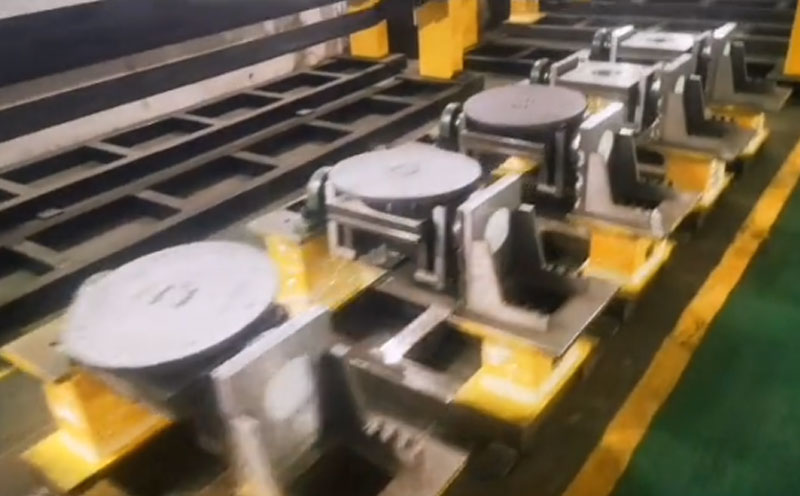 伺服同步變位機(jī)焊接機(jī)器人