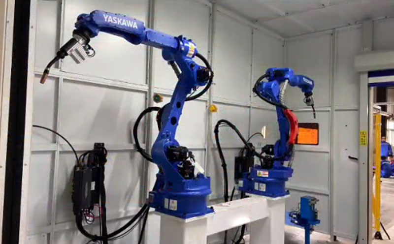 新能源汽車鋁合金焊接機(jī)器人“鋁合金防撞梁，鋁合金電池托盤焊接”系統(tǒng)解決方案