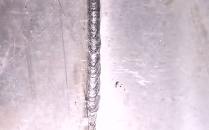 手持式自動送絲激光焊接機 2mm鋁板拼焊 焊縫牢固美觀變形小