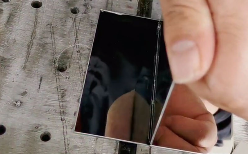 通過手持激光焊，2mm鏡片不銹鋼 立角焊 焊縫牢固無需打磨