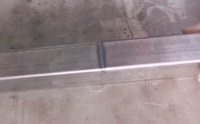 通過手持激光焊，0.8mm鐵管床架焊接后牢固度怎么樣？