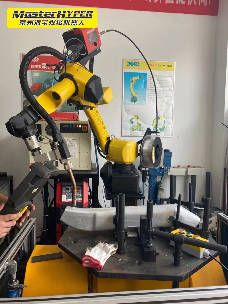 新能源電動(dòng)車大梁電池盒鋁MIG焊接