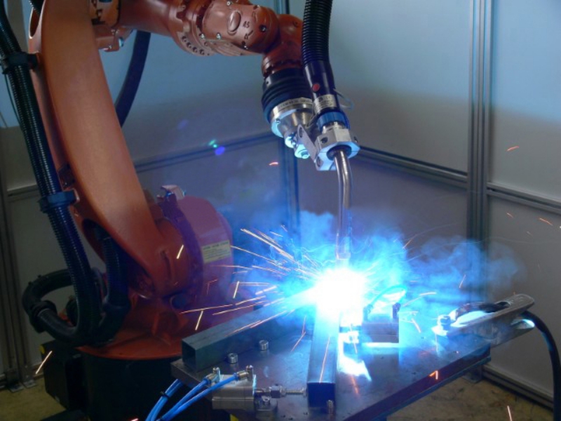 機械臂焊接